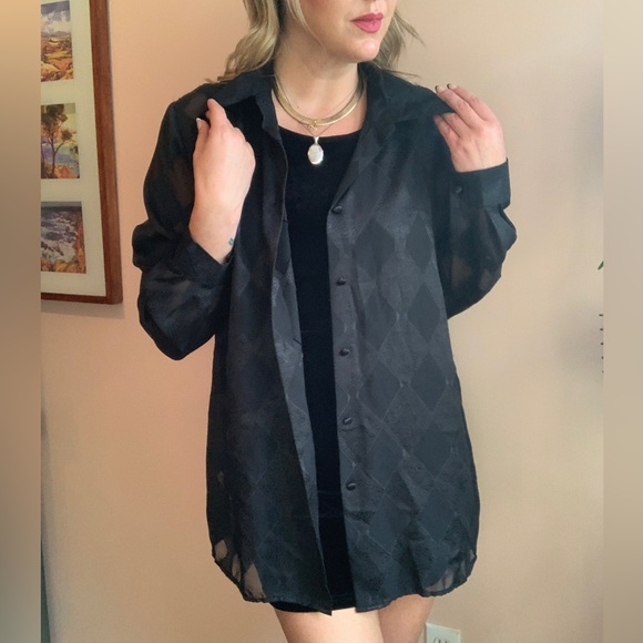 Vintage 'The Work Connection' Black Sheer Diamond Pattern Button Up Blouse - Picture 8 of 10